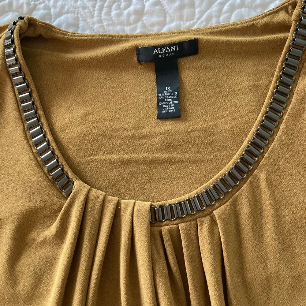 Alfani Gold/mustard color top NWT - Picture 2 of 3